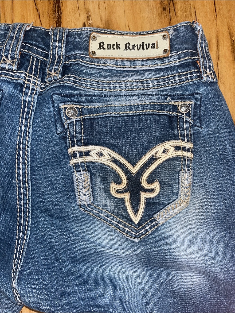 Rock Revival Womens Capris - Picture 5 of 8